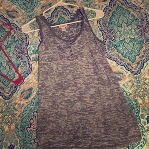 Grey tank